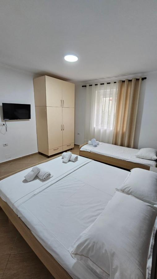 Aliaj Guest House بيرات المظهر الخارجي الصورة