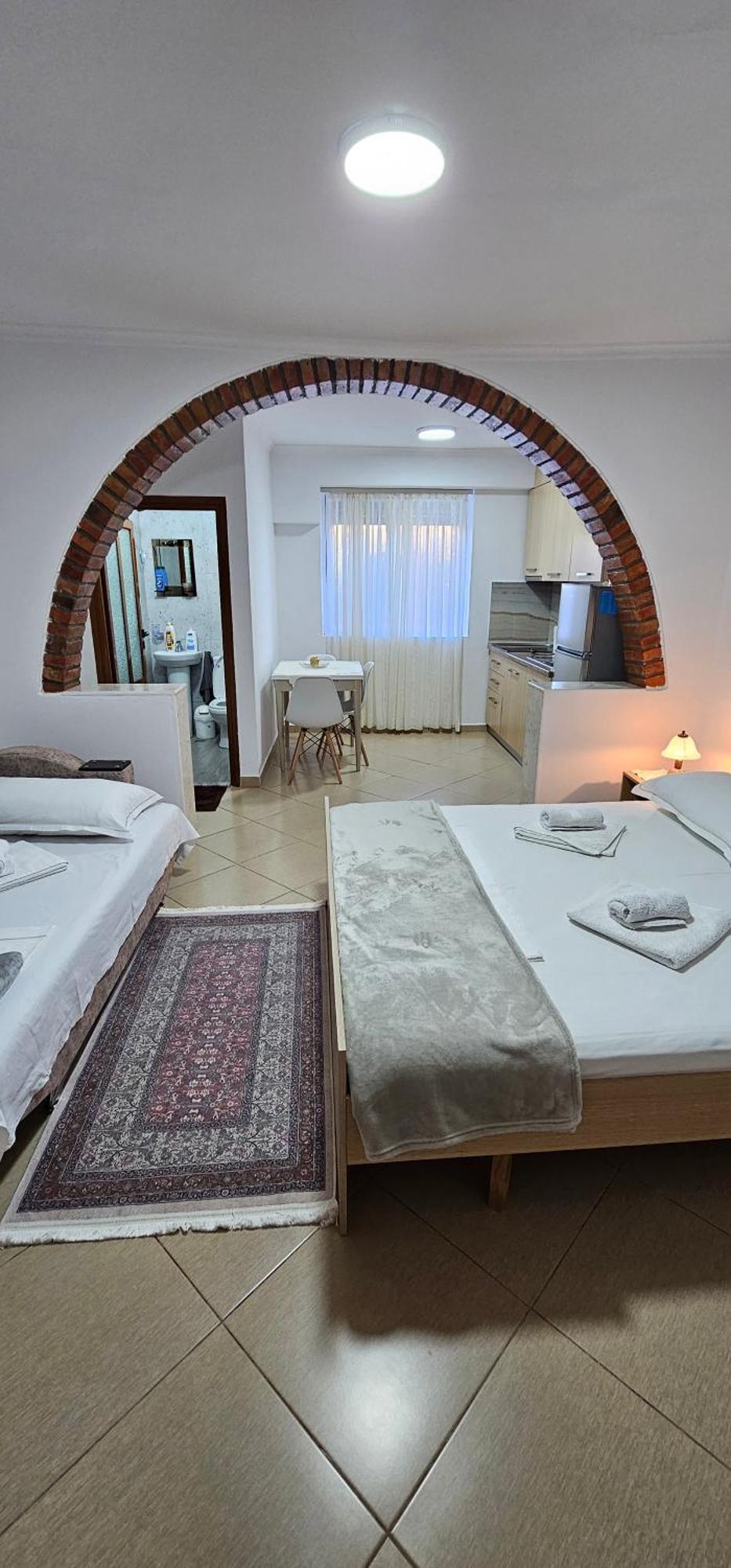 Aliaj Guest House بيرات المظهر الخارجي الصورة